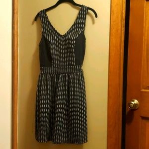 Stylish Black/White dress